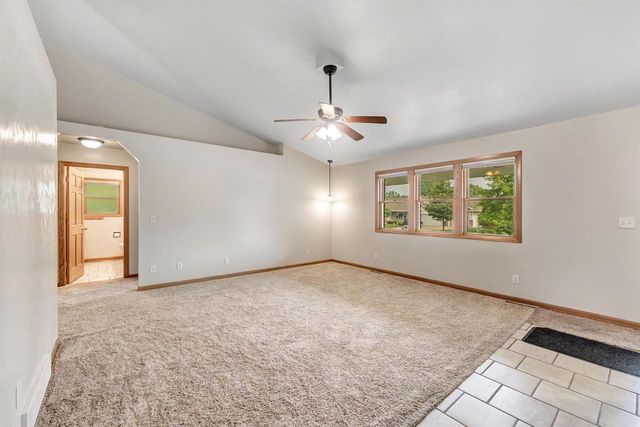 3533 LEEDS CASTLE DRIVE, Green Bay, WI 54313