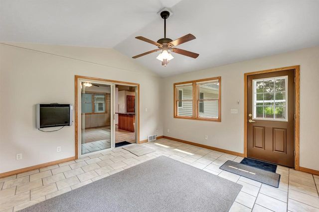 3533 LEEDS CASTLE DRIVE, Green Bay, WI 54313