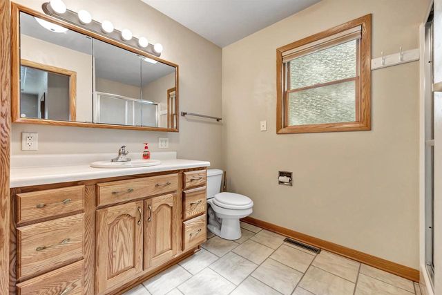 3533 LEEDS CASTLE DRIVE, Green Bay, WI 54313