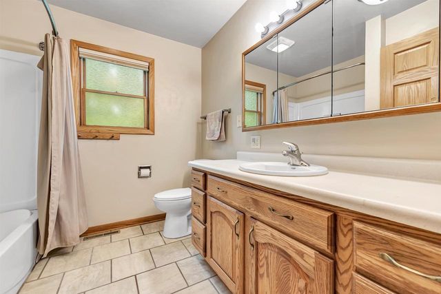 3533 LEEDS CASTLE DRIVE, Green Bay, WI 54313