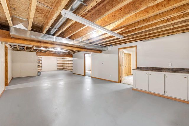 3533 LEEDS CASTLE DRIVE, Green Bay, WI 54313