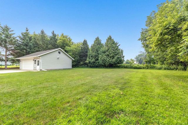 3533 LEEDS CASTLE DRIVE, Green Bay, WI 54313