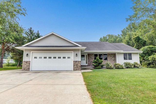 3533 LEEDS CASTLE DRIVE, Green Bay, WI 54313