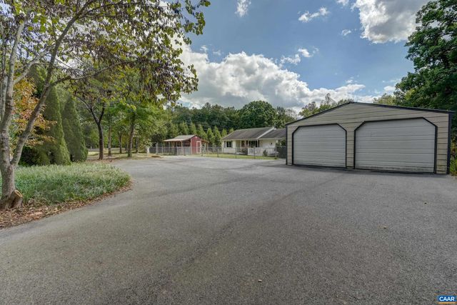 3161 ROLLING RD S, Scottsville, VA 24590