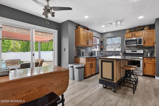 91 N Sailors Quay Drive, Brick, NJ 08723