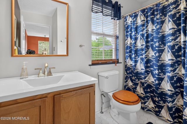 91 N Sailors Quay Drive, Brick, NJ 08723