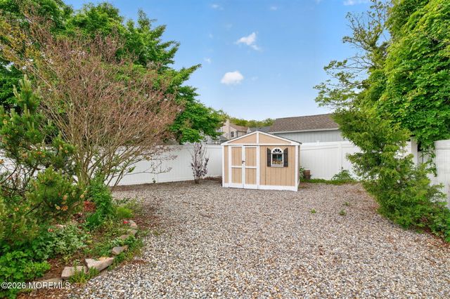 91 N Sailors Quay Drive, Brick, NJ 08723