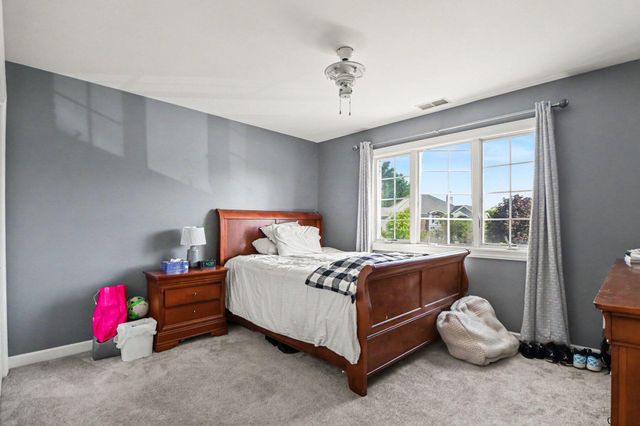 1931 Cherrywood Court, Munster, IN 46321