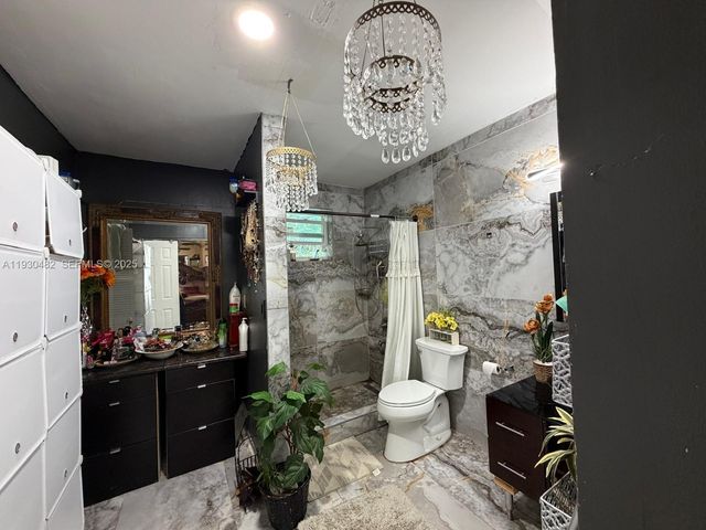 7712 Dilido Blvd, Miramar, FL 33023