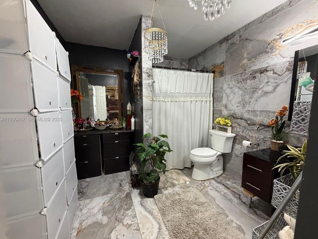 7712 Dilido Blvd, Miramar, FL 33023