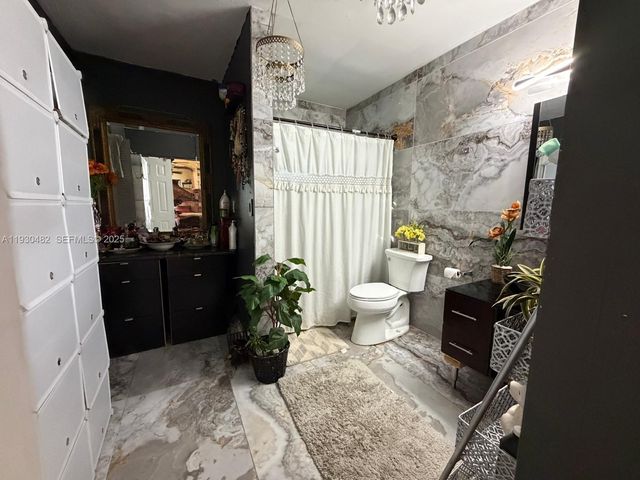 7712 Dilido Blvd, Miramar, FL 33023