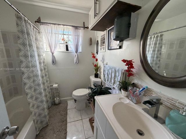 7712 Dilido Blvd, Miramar, FL 33023