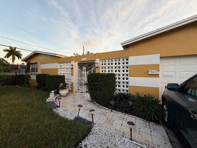 7712 Dilido Blvd, Miramar, FL 33023