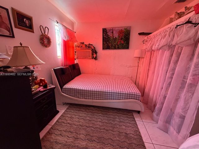 7712 Dilido Blvd, Miramar, FL 33023