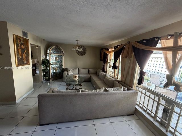 7712 Dilido Blvd, Miramar, FL 33023