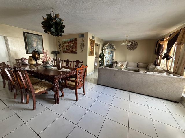 7712 Dilido Blvd, Miramar, FL 33023