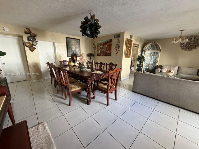 7712 Dilido Blvd, Miramar, FL 33023