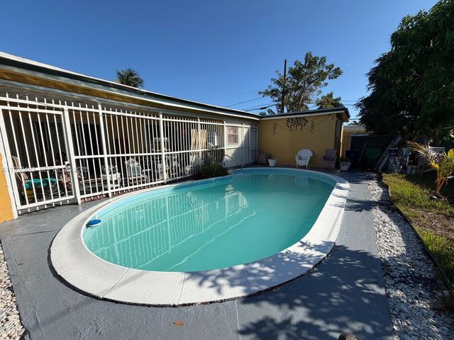 7712 Dilido Blvd, Miramar, FL 33023