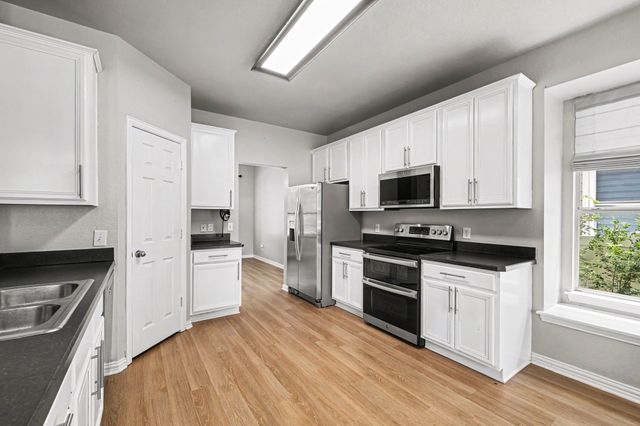 1430 Providence Boulevard, Providence Village, TX 76227