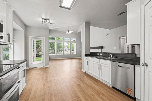 1430 Providence Boulevard, Providence Village, TX 76227