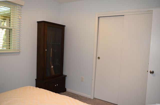 5131 S St Philip Road, Evansville, IN 47712