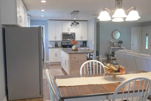 5131 S St Philip Road, Evansville, IN 47712