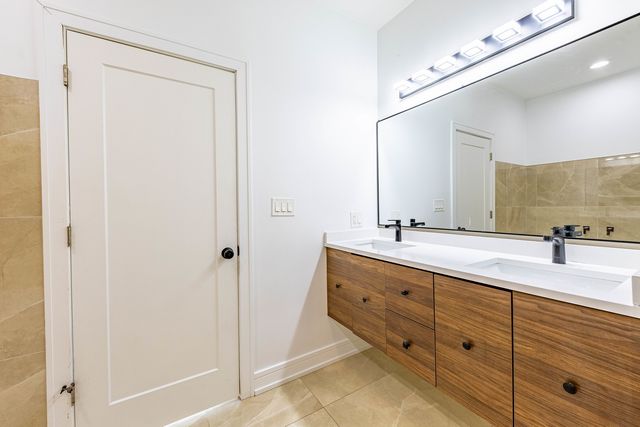 6119 W 55th Street, Chicago, IL 60638