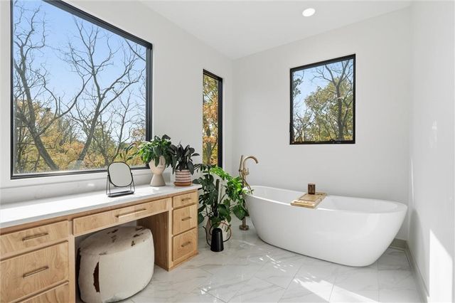 5540 N 107th Street, Kansas City, KS 66109