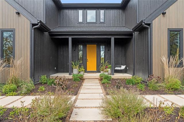 5540 N 107th Street, Kansas City, KS 66109