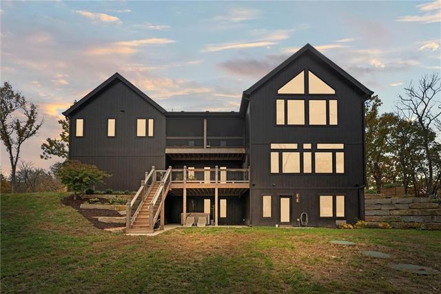 5540 N 107th Street, Kansas City, KS 66109