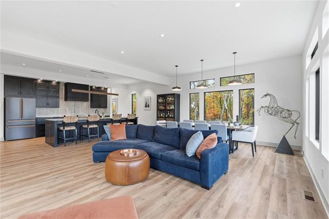 5540 N 107th Street, Kansas City, KS 66109