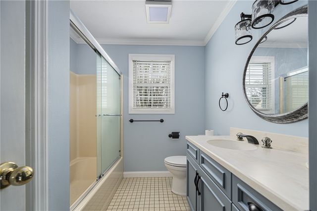 190 Gladstone Street 2, Cranston, RI 02920