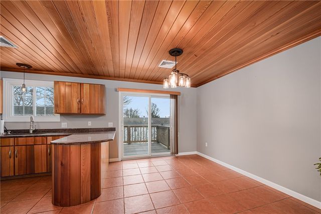 190 Gladstone Street 2, Cranston, RI 02920