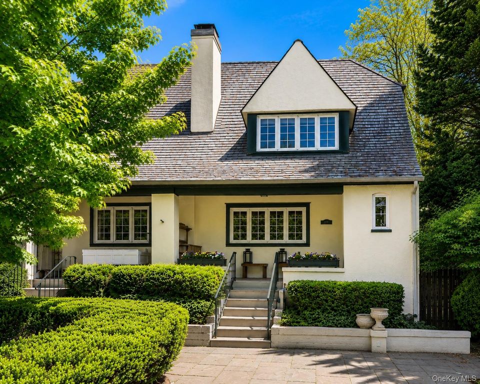 6 Kensington Terrace, Bronxville, NY 10708