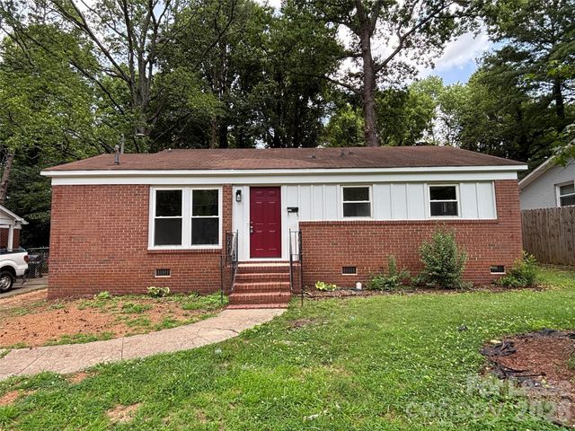 2627 Dora Drive, Charlotte, NC 28215