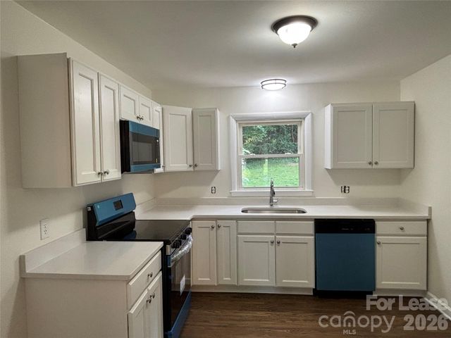 2627 Dora Drive, Charlotte, NC 28215