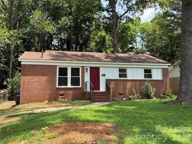 2627 Dora Drive, Charlotte, NC 28215