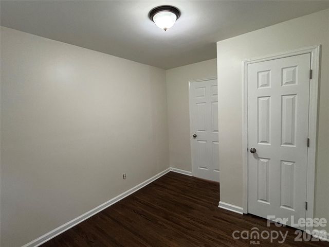 2627 Dora Drive, Charlotte, NC 28215