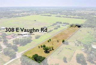 308 E Vaughn Road, Cleburne, TX 76031