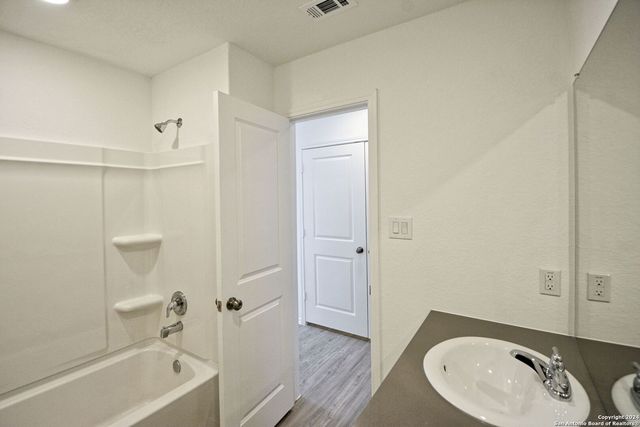 738 TULSA TRL, New Braunfels, TX 78132