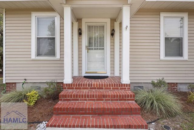 661 E Plum Street, Jesup, GA 31546