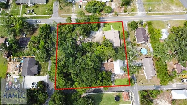 661 E Plum Street, Jesup, GA 31546