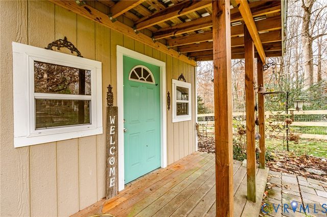 6011 Hingham Dr, New Kent, VA 23124