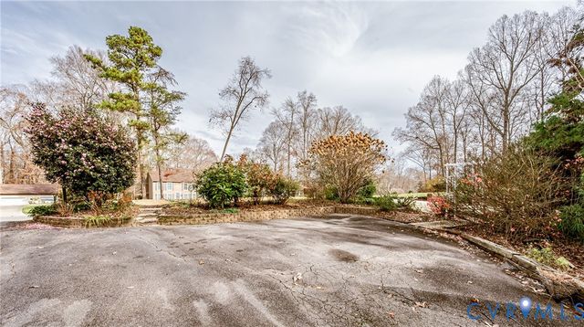 6011 Hingham Dr, New Kent, VA 23124