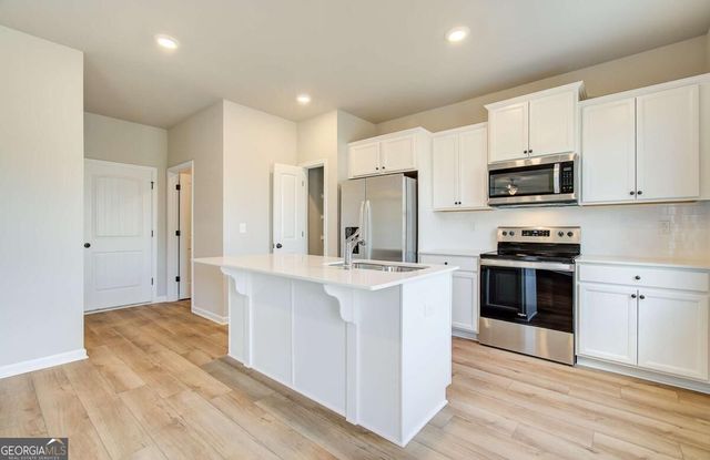 11974 Brightside Parkway, Hampton, GA 30228