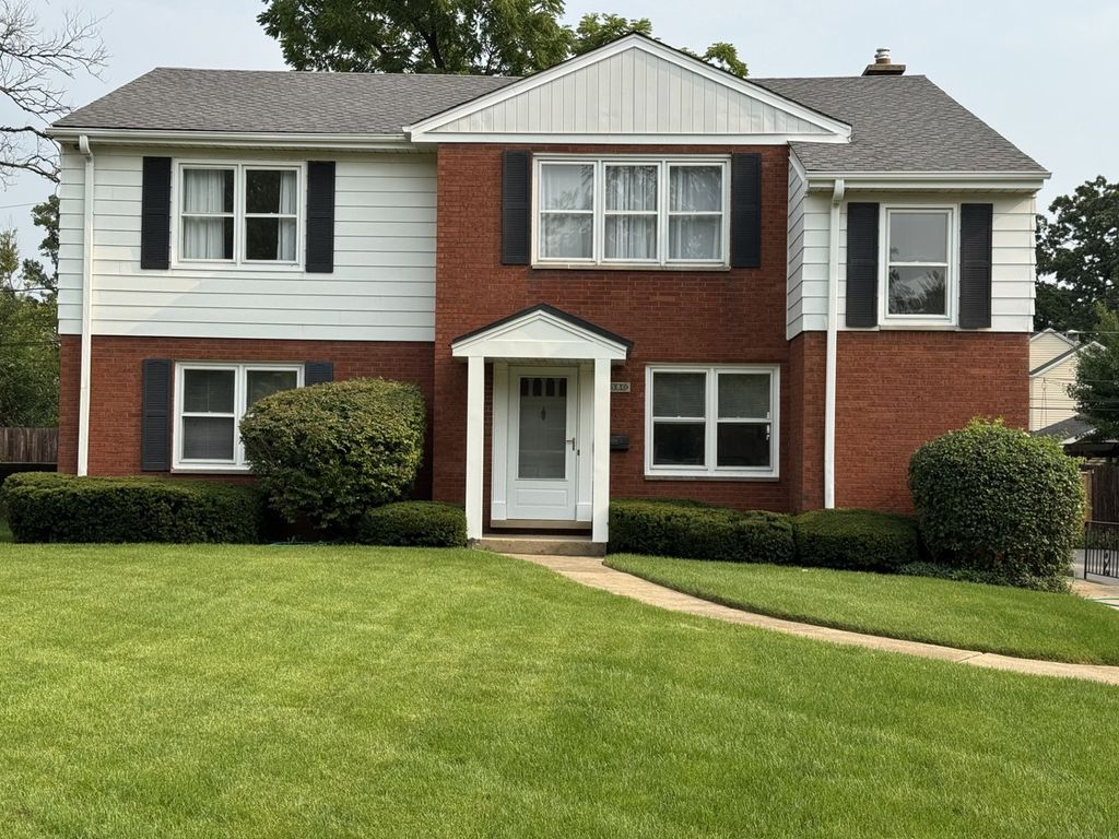 578 Ivy Court, Lake Forest, IL 60045