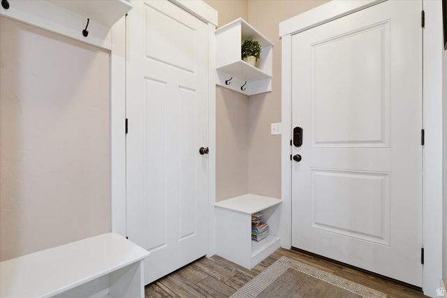 9558 S ECHO RIDGE DR, West Jordan, UT 84081