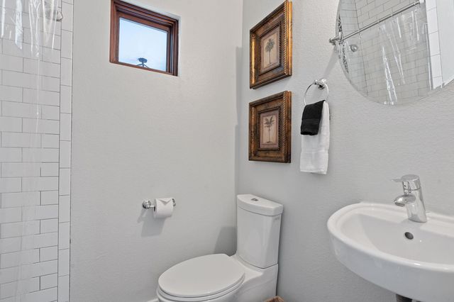 1900 Ullrich Ave, Austin, TX 78756