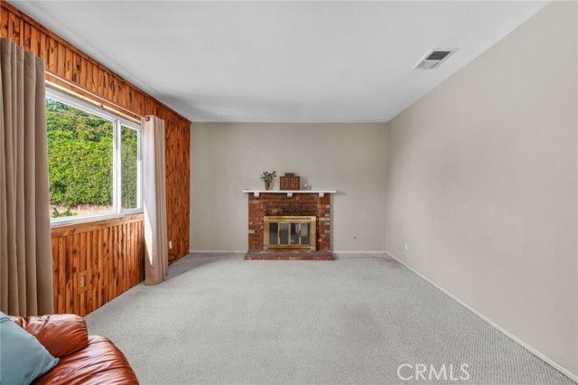 433 N Shaftesbury Avenue, San Dimas, CA 91773