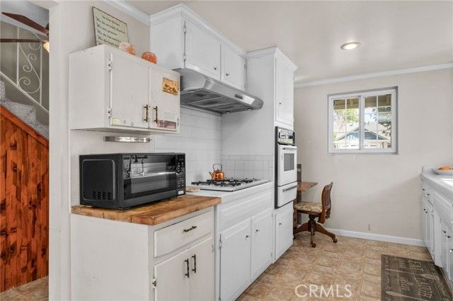 433 N Shaftesbury Avenue, San Dimas, CA 91773